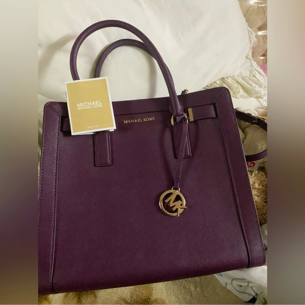 Michael Kors tote bag BRAND NEW with tags retail $398